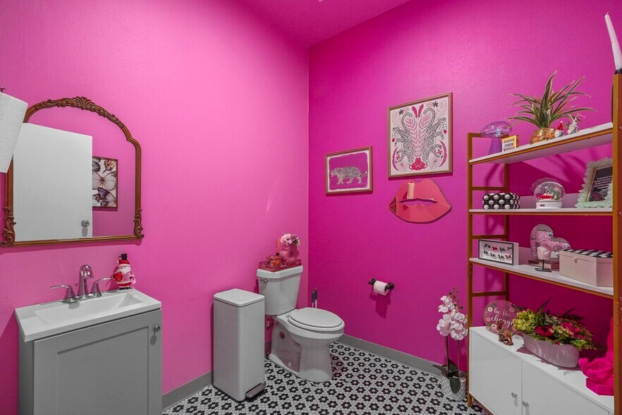 More Photos Of 12446 State Highway 205, Lavon Flex For Sale