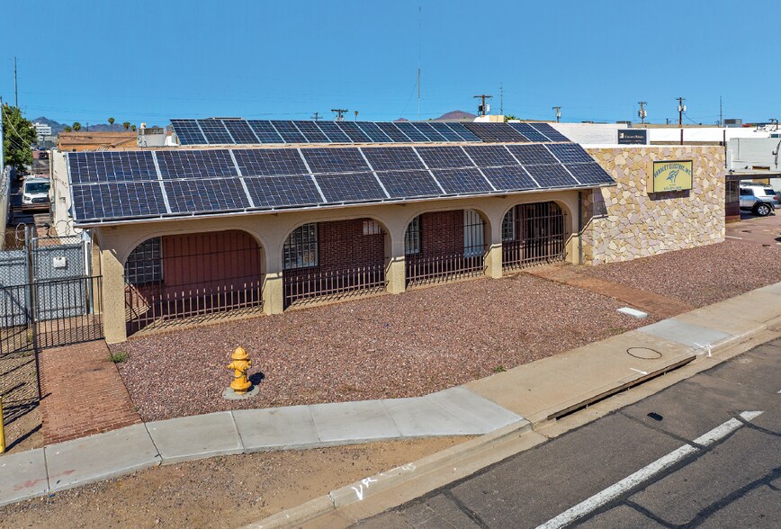 More Photos Of 2605 E Adams St, Phoenix Showroom For Sale