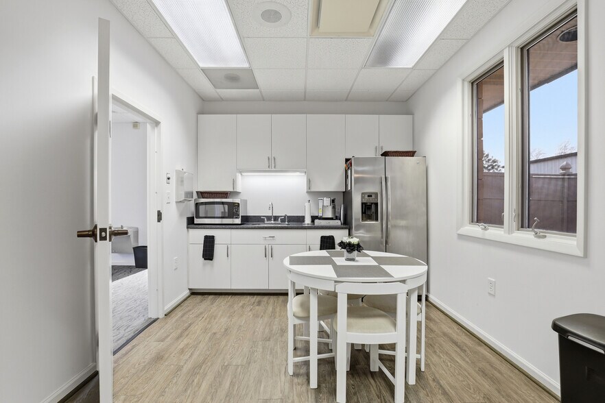 More Photos Of 2857 Hull Rd, Kinston Office For Sale