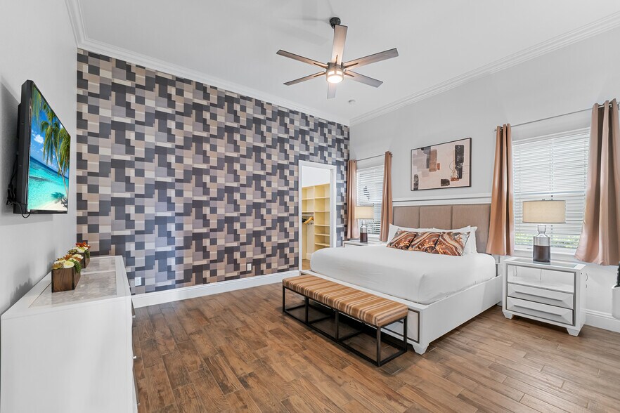 More Photos Of 1125 Grand Traverse Pky, Kissimmee Specialty For Sale