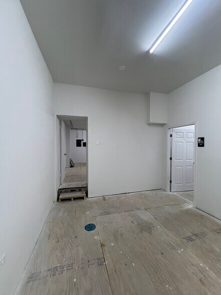 More Photos Of 11412 S Michigan Ave, Chicago Storefront For Lease