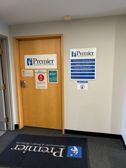 More Photos Of 510 Darby Rd, Havertown Medical For Lease