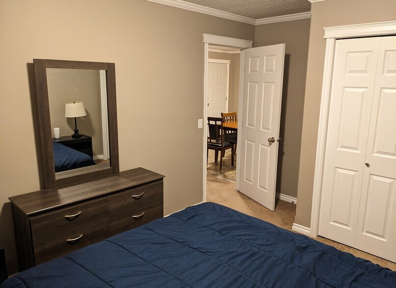 More Photos Of 98 4 Av, Fox Creek Apartments For Sale