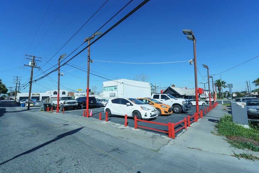 More Photos Of 17025 Hawthorne Blvd, Lawndale Specialty For Sale