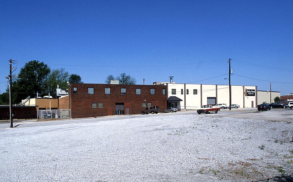 More Photos Of 165 Bailey St SW, Atlanta Warehouse For Sale