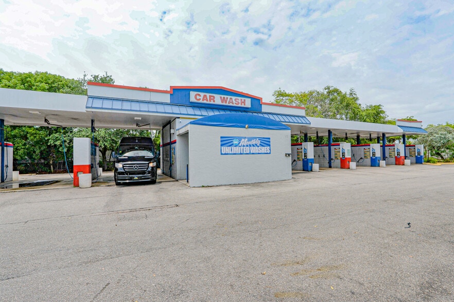 More Photos Of 7520 W Mcnab Rd, North Lauderdale Carwash For Sale