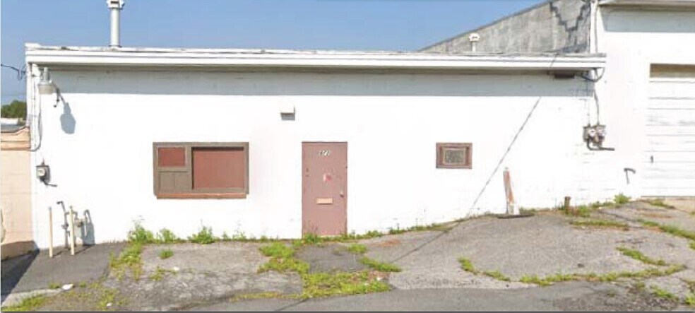 More Photos Of 864-872 N Gilmore St, Allentown Industrial For Sale