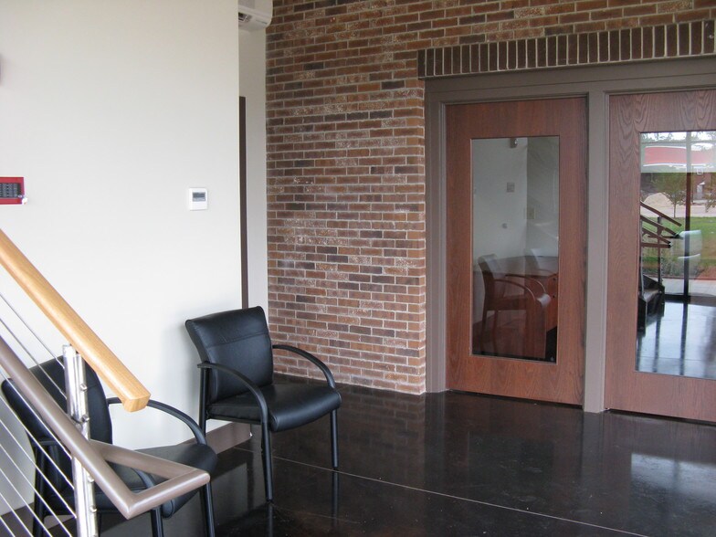 More Photos Of 607 Pendleton St, Greenville Office For Lease