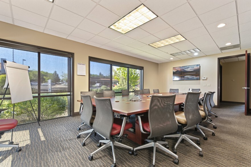 More Photos Of 2700 Airport Way, Boise Medical For Sale