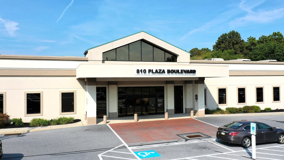 More Photos Of 810 Plaza Blvd, Lancaster Medical For Lease