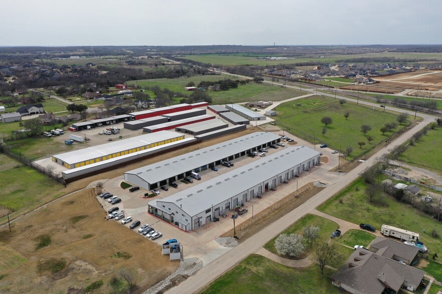 More Photos Of 2126 Hamilton Rd, Argyle Light Distribution For Lease