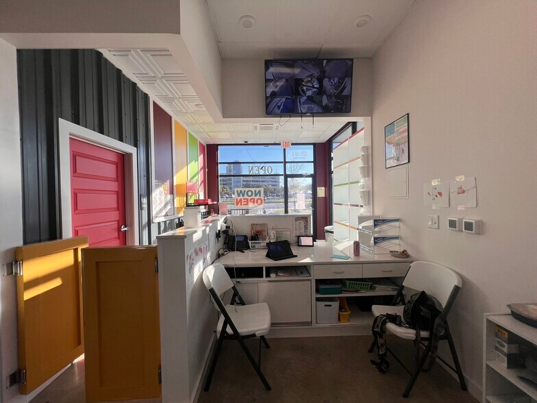 More Photos Of 2609 E 29th St, Bryan Freestanding For Sale