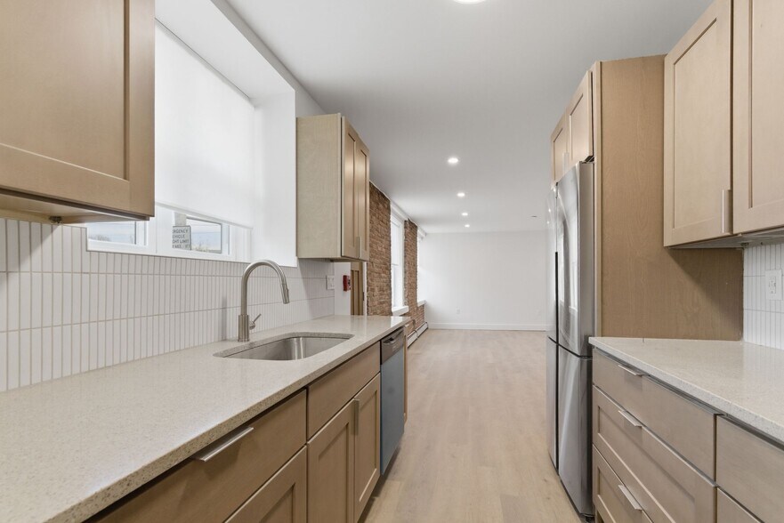 More Photos Of 126 140 Sayles, Woonsocket Apartments For Sale