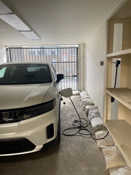 More Photos Of 715 Bryant St, San Francisco Warehouse For Lease