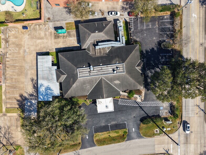 More Photos Of 1233 Campbell Rd, Houston Medical For Sale