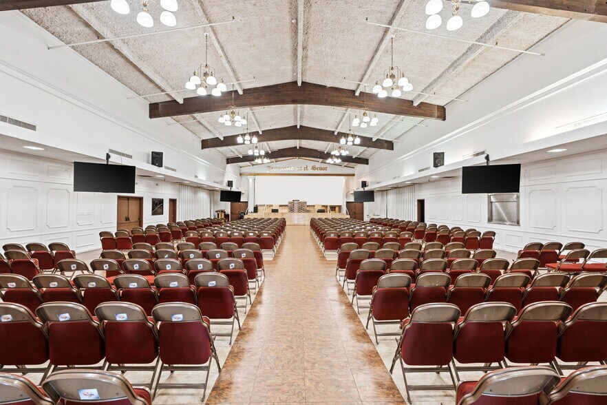 More Photos Of 1921 E Belmont Ave, Fresno Lodge Meeting Hall For Sale