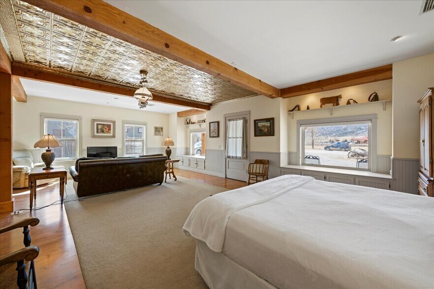 More Photos Of 400 Palomino Trl, Ridgway Office Residential For Sale