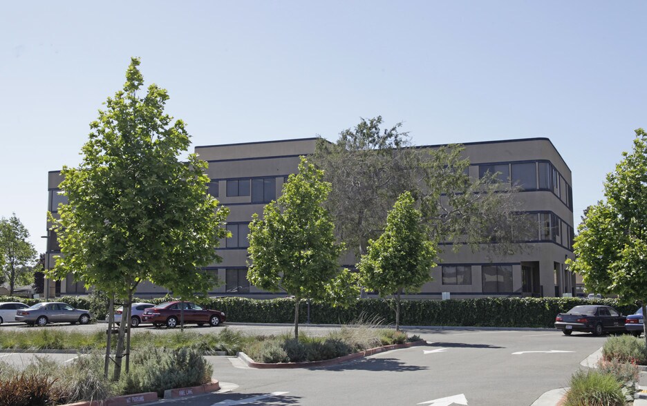 More Photos Of 13851-13855 E 14th St, San Leandro Medical For Lease