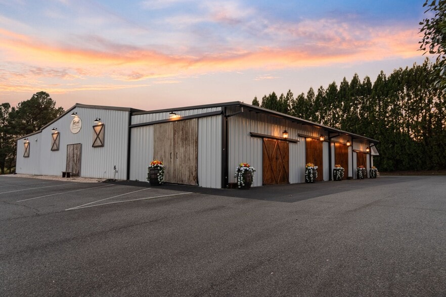 More Photos Of 2929 Hedrick Mill Rd, Lexington Lodge Meeting Hall For Sale