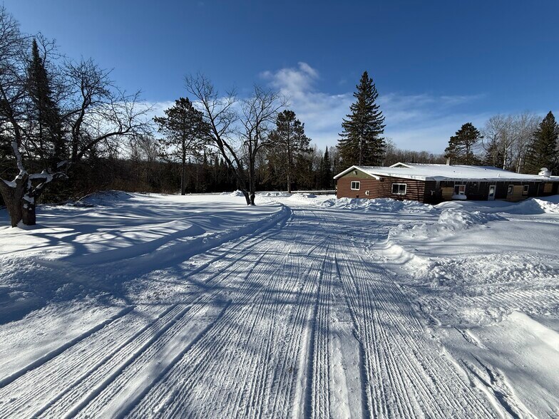 More Photos Of 1640 W US-2, Crystal Falls Restaurant For Sale