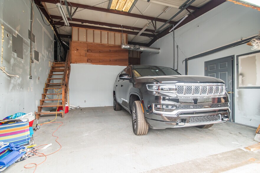 More Photos Of 710 Sandy Ln, Surfside Beach Warehouse For Sale