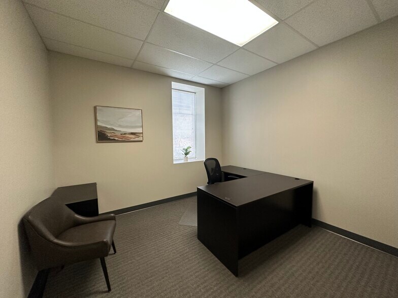 More Photos Of 32875 Solon Rd, Solon Medical For Lease