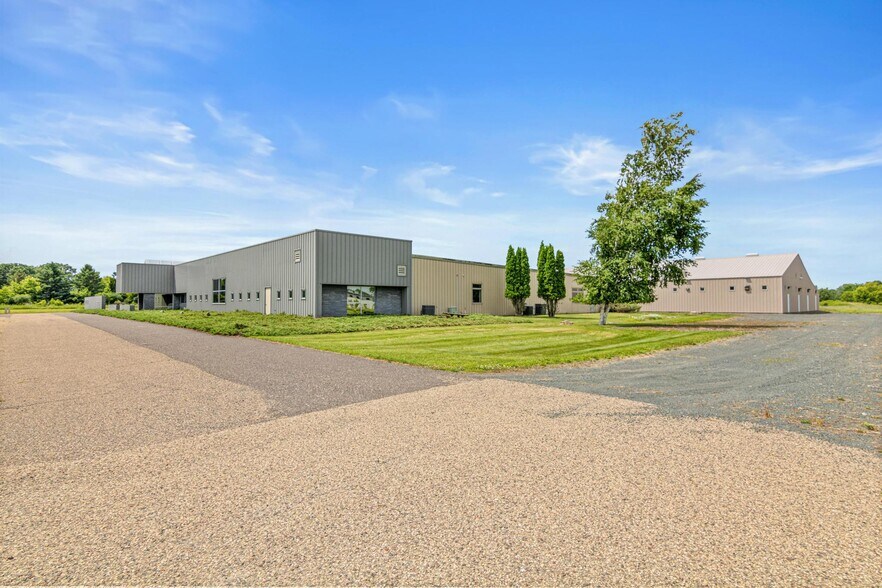 More Photos Of 803 Prospect Ave, Osceola Manufacturing For Sale