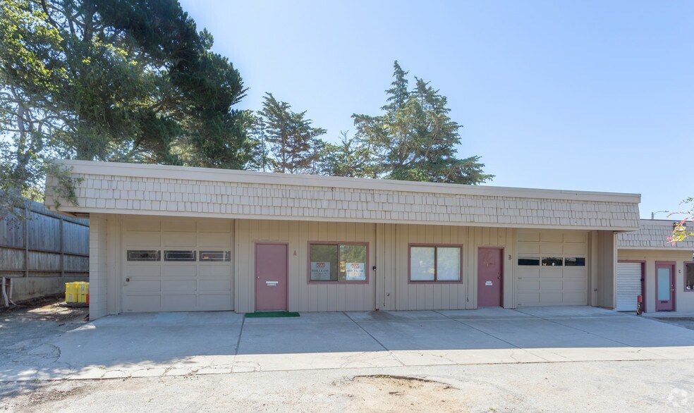 More Photos Of 1157 Forest Ave, Pacific Grove Freestanding For Sale