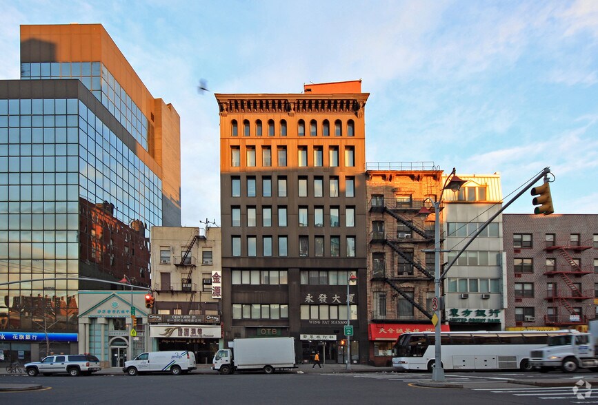 More Photos Of 7-8 Chatham Sq, New York Office For Lease