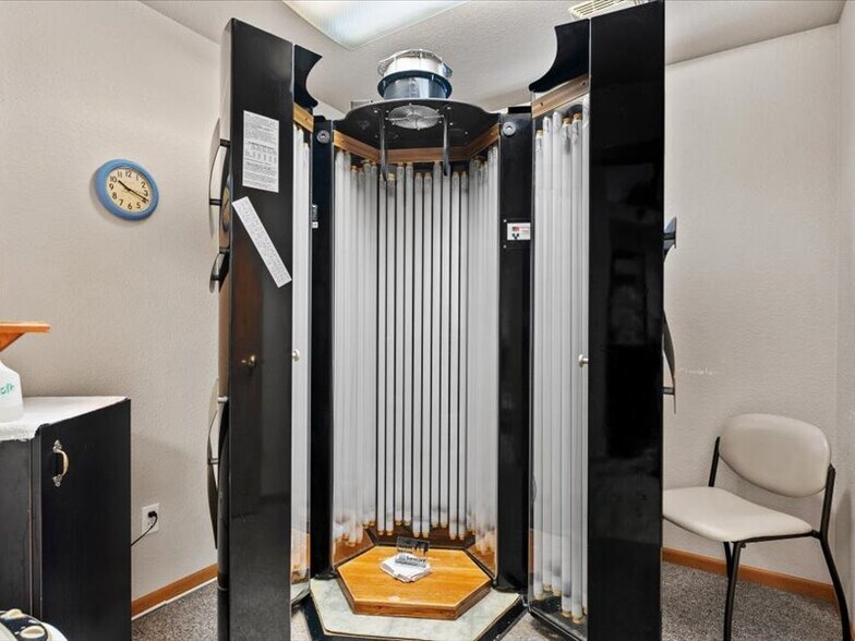 More Photos Of 628 Christel Dr, Valders Office Residential For Sale