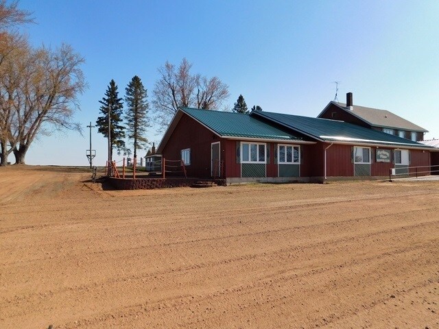 More Photos Of N10005 Highway 73, Greenwood Bar For Sale