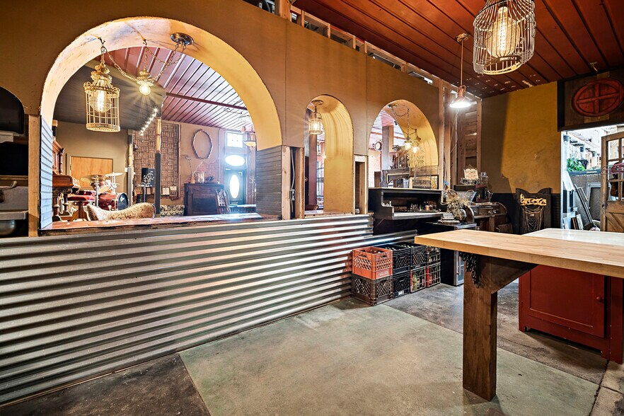 More Photos Of 103 S 6th St, Brownfield Restaurant For Sale