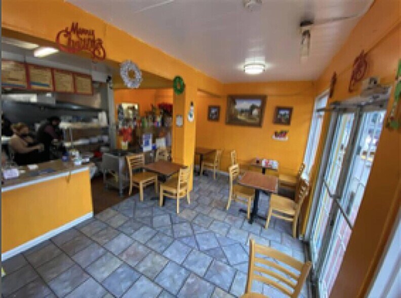 More Photos Of 3231 Macdonald Ave, Richmond Restaurant For Lease
