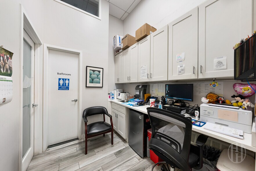 More Photos Of 333 E 30th St, New York Apartments For Sale