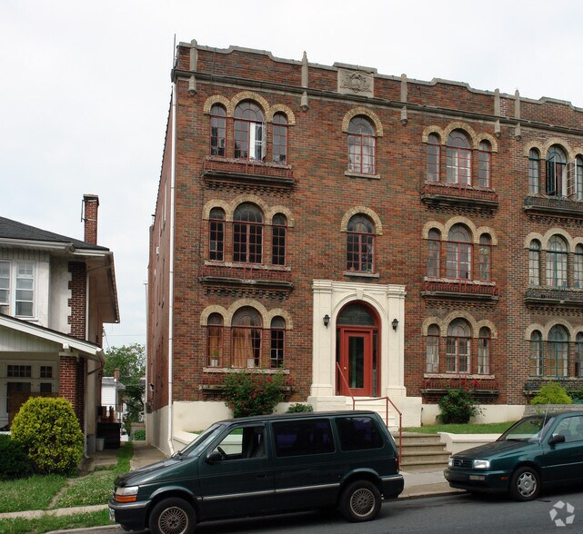 Primary Photo Of 222 S 15th St, Allentown Apartments For Sale