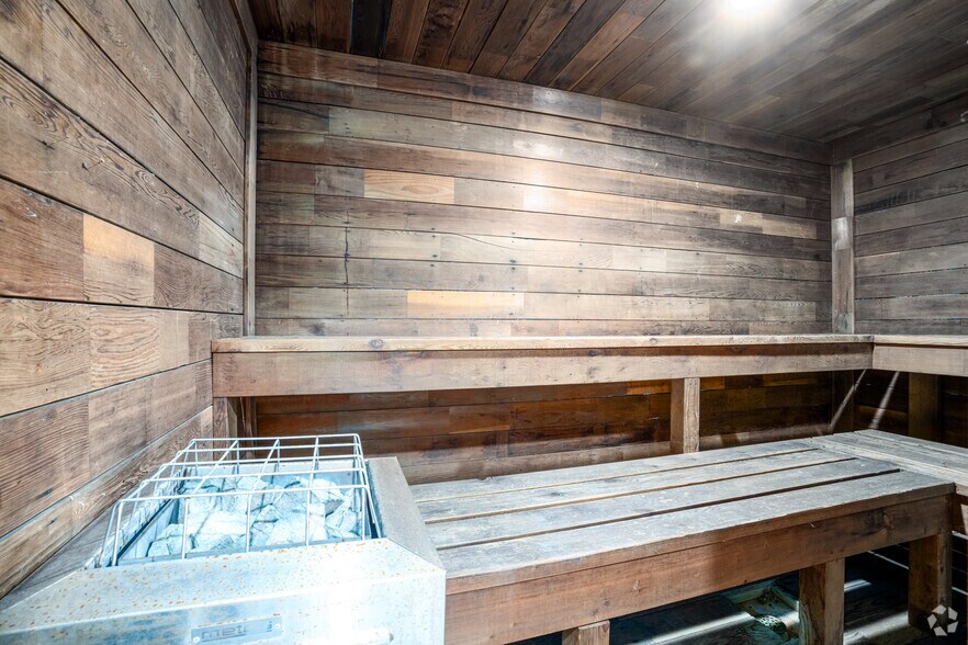 More Photos Of 7301 Sanger Ave, Waco Apartments For Sale