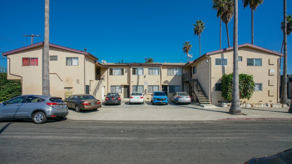 More Photos Of 8419-8425 S Western Ave, Los Angeles Apartments For Sale