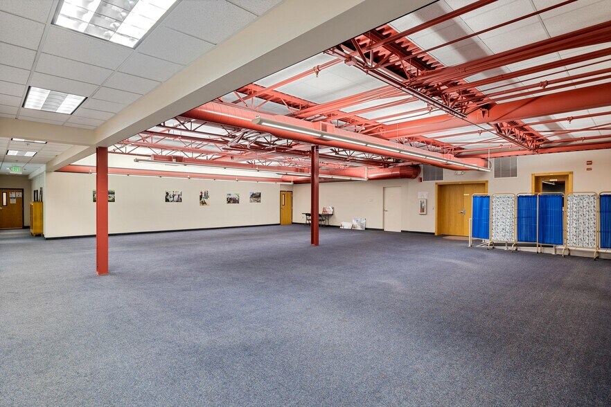 More Photos Of 150 Technology Way, Elma Office For Lease