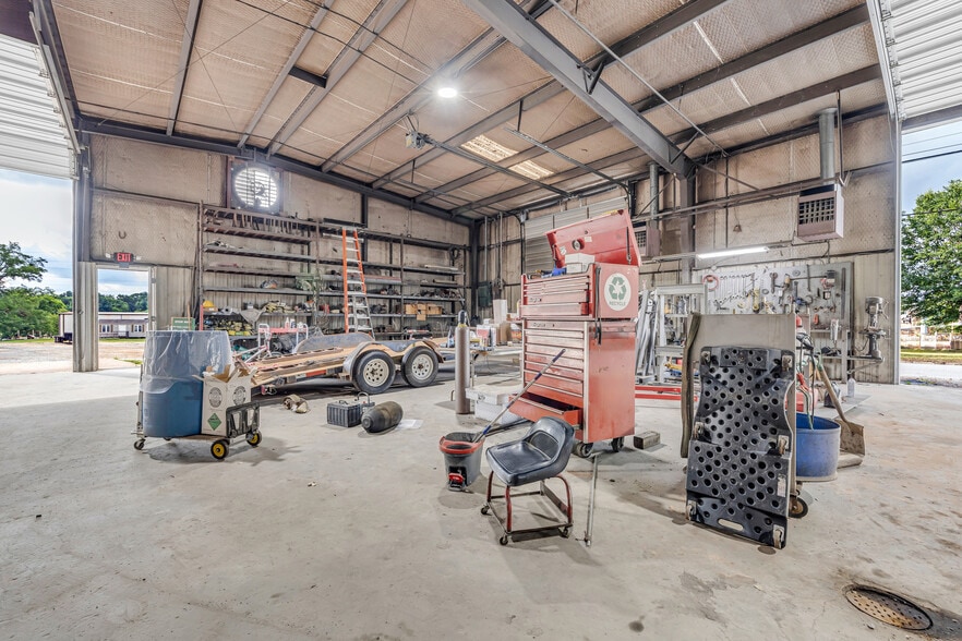 More Photos Of 00 N MCINTOSH S N MCINTOSH ST -1, Elberton Industrial For Sale