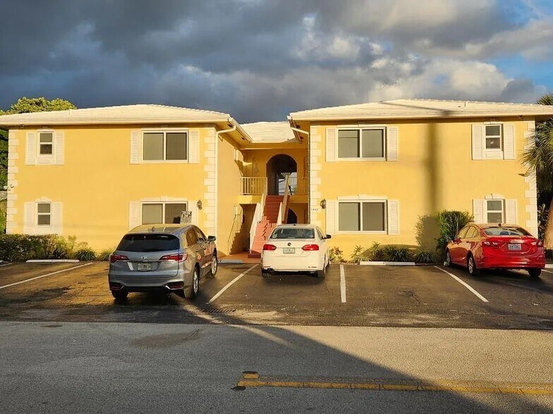 More Photos Of 1420 SE 4th Ave, Pompano Beach Apartments For Sale