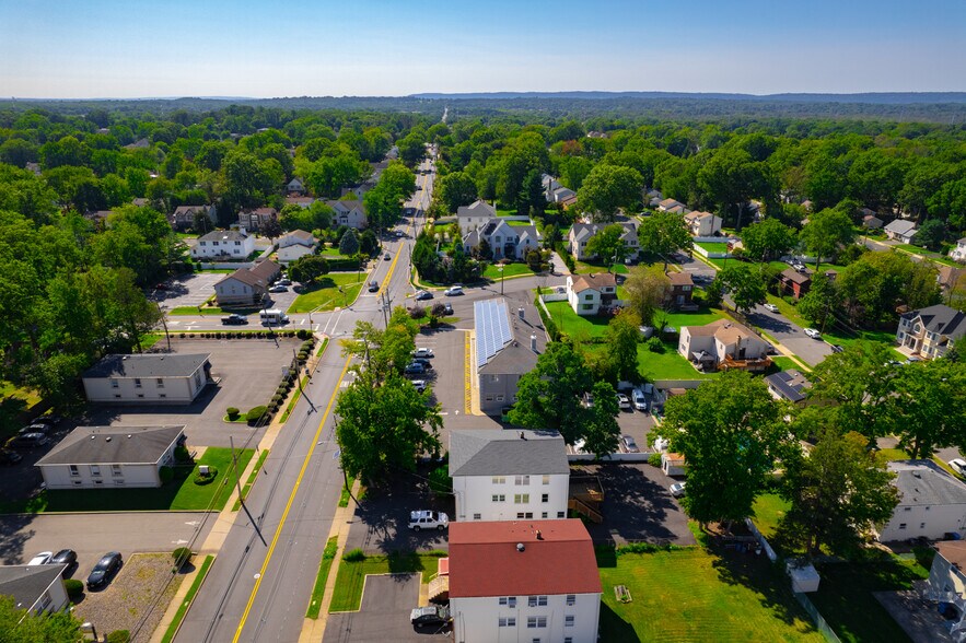 More Photos Of 800 Inman Ave, Colonia General Retail For Lease