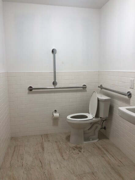 More Photos Of 685 Nostrand Ave, Brooklyn Apartments For Lease