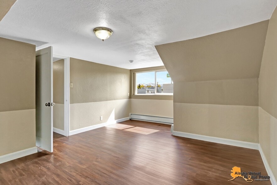 More Photos Of 1335 Hyder St, Anchorage Apartments For Sale