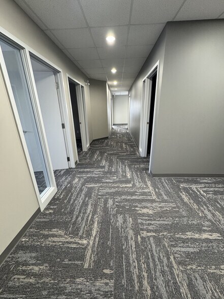 More Photos Of 10525 170 St NW, Edmonton Office For Lease