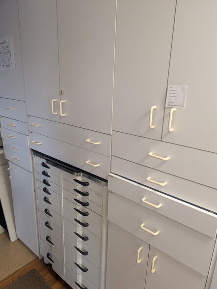 More Photos Of 1051 Beacon St, Brookline Medical For Sale