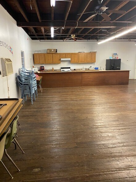 More Photos Of 400 Green St E, Wilson Religious Facility For Sale