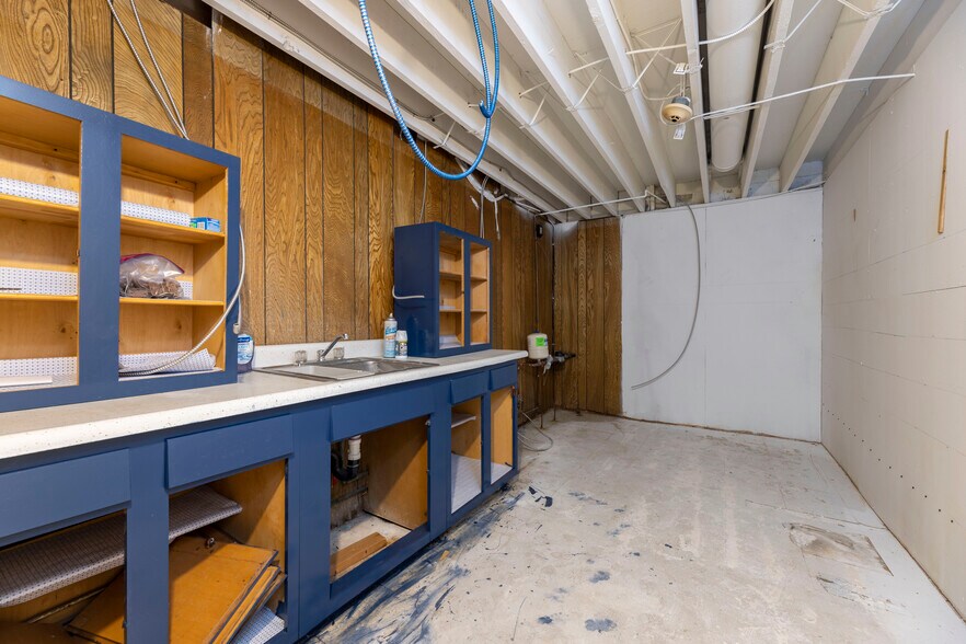 More Photos Of 120 Point Judith Rd, Narragansett Unknown For Lease
