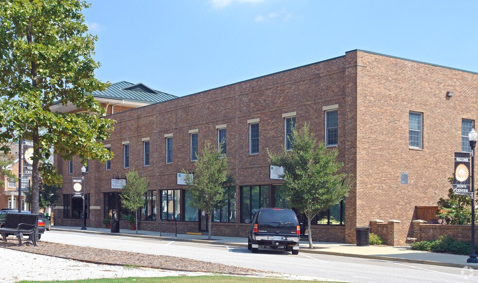 More Photos Of 300 Long Pointe Ln, Columbia Storefront Retail Office For Sale