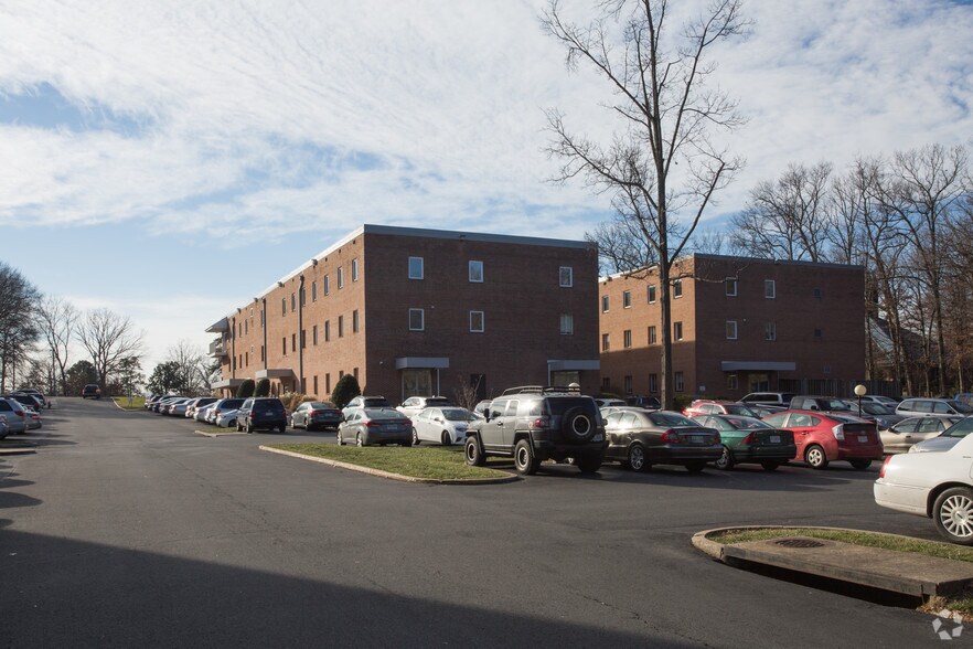 More Photos Of 8136 Old Keene Mill Rd, Springfield Medical For Lease