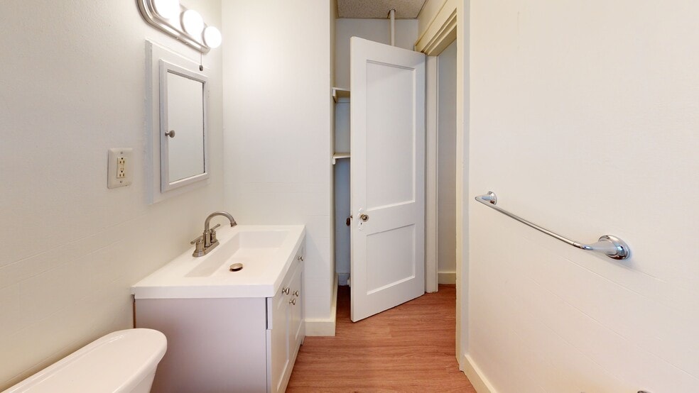 More Photos Of 303 Pine St, Manchester Apartments For Sale